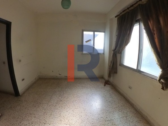 R9-3152 شقة للبيع في المئتين طرابلس — الصورة 3 من 10