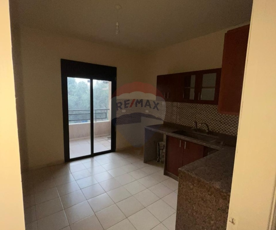 R9-3174 Apartment for Sale in Amioun – Koura 136 meter  شقة للبيع في أميون الكورة — Photo 3 of 11