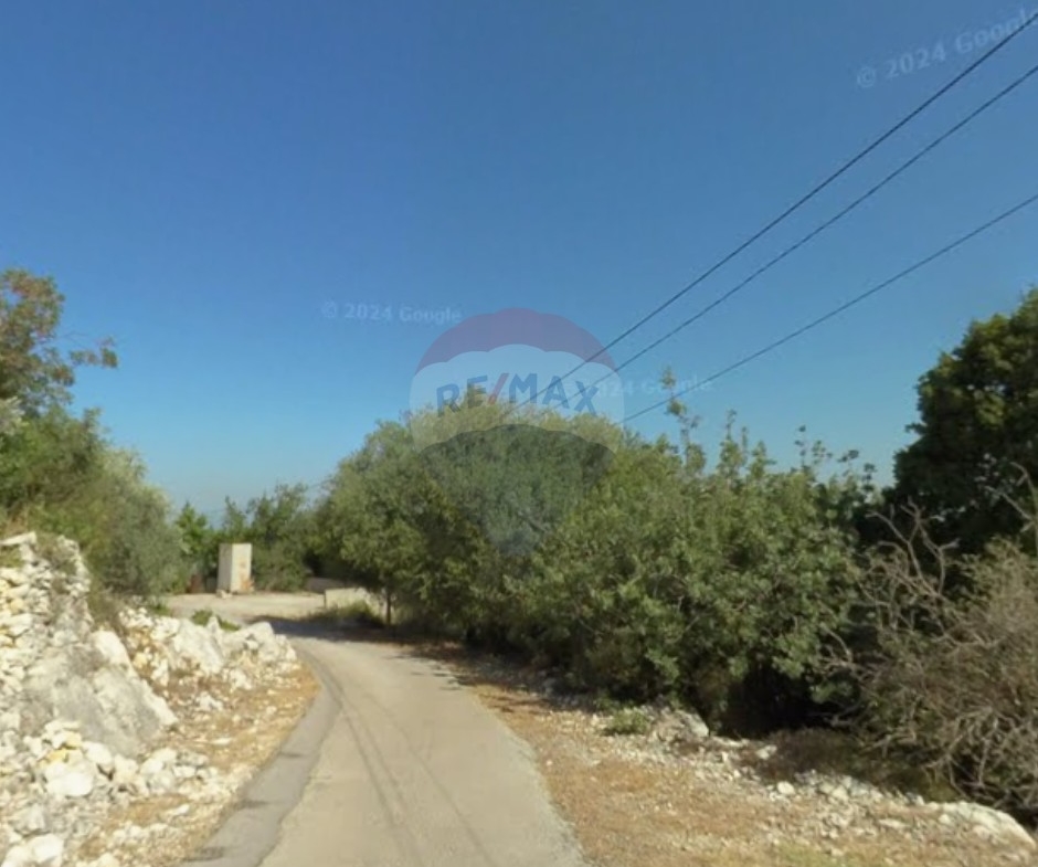 R9-3136 Land for Sale in Monsif (Rihani) – Jezzine District, Mount Lebanon أرض للبيع في المنصف جبل لبنان — Photo 2 of 2
