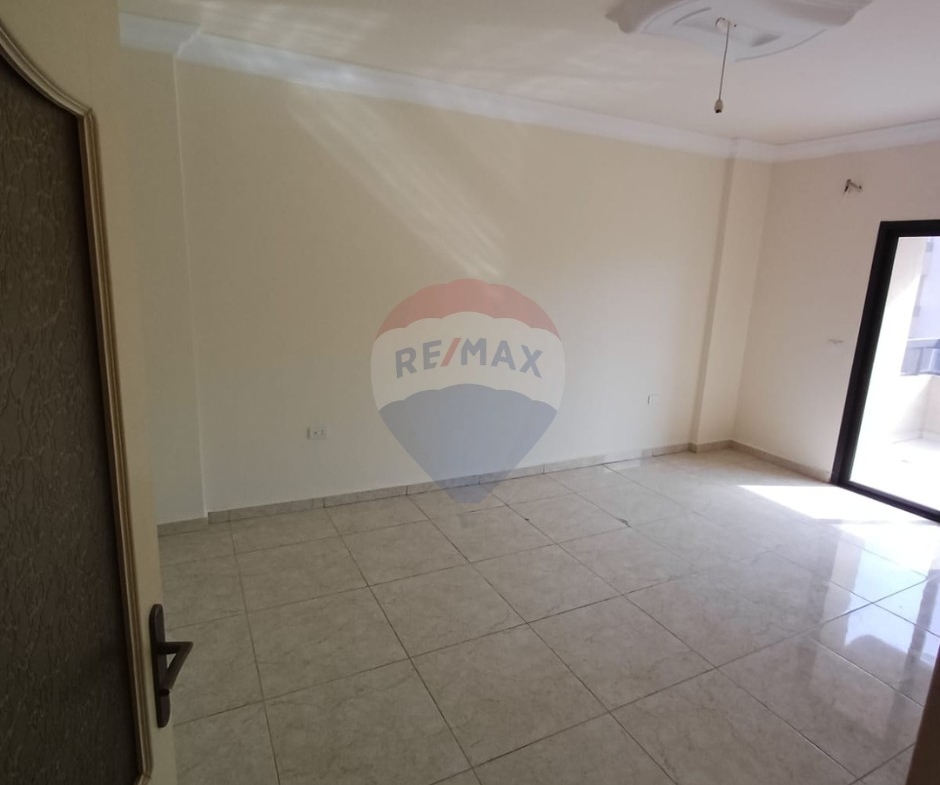 R9-3184 Apartment for Sale in Meryata – Dannieh شقة للبيع في مرياطة الضنية (115 m², 2nd Floor) — Photo 3 of 10