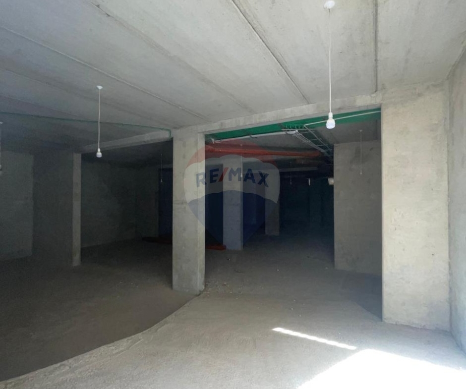 R9-3189 مستودع للإيجار في نخلة – الكورة  (450 م²، ارتفاع 4 م، على الطريق العام) — الصورة 3 من 4