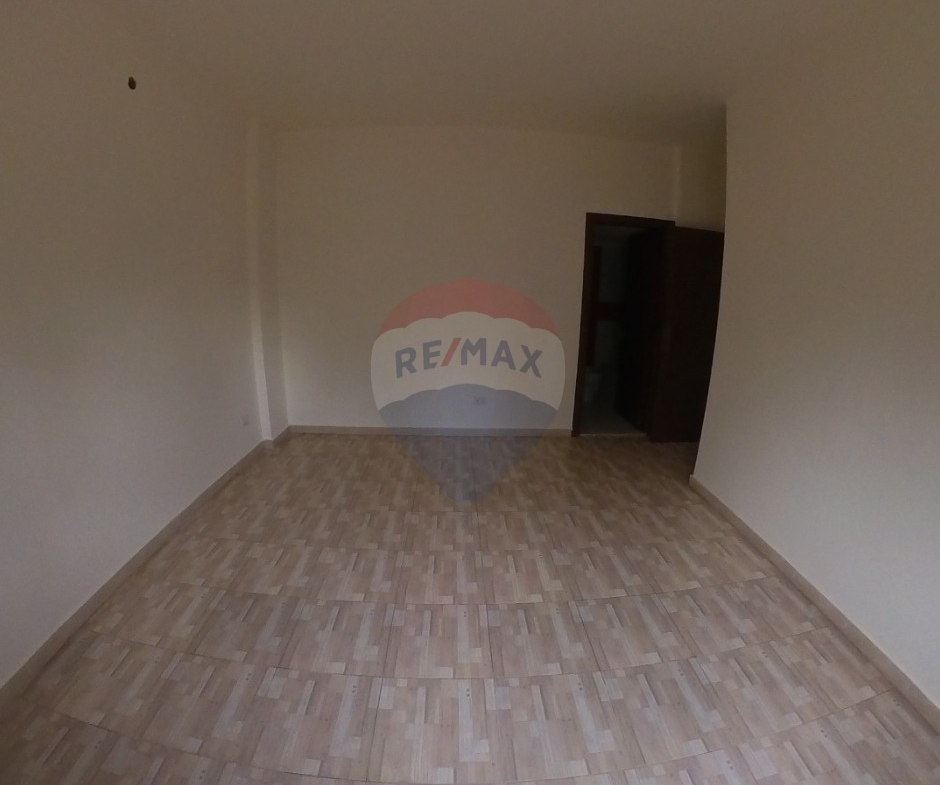 R9-3193 Apartment for Sale in Nakhleh – Koura شقة للبيع في نخلة الكورة (160 m², 1st Floor) — Photo 3 of 10