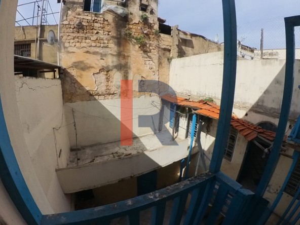 R9-3197 Old House for Sale in Tripoli Old City – Near Tripoli’s Castle بيت قديم للبيع في طرابلس القديمة بجوار القلعة — Photo 3 of 8