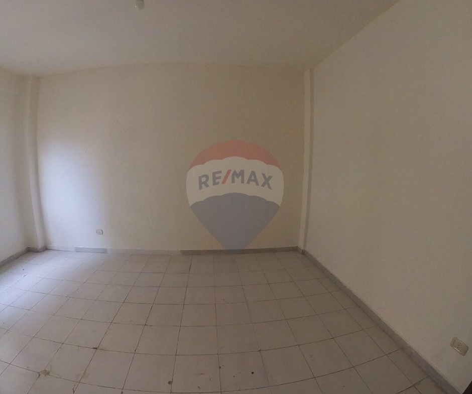 R9-3201 Apartment for Rent in Zahriyeh – Tripoli شقة للإيجار في زاهرية طرابلس — Photo 3 of 4