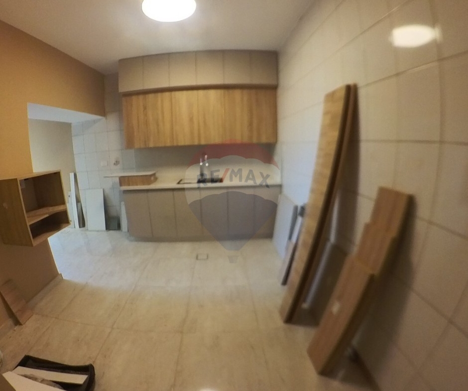 R9-3208 Apartment for Rent in Dam wel Farez – Tripoli شقة للإيجار في ضم والفرز طرابلس (200 m², 9th Floor) — Photo 11 of 13