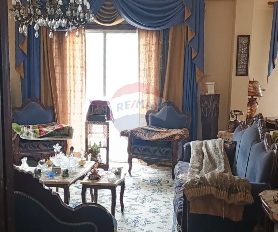 R9-3142 Apartment for Sale in Kobbeh – Arz Street, Tripoli شقة للبيع في القبة طرابلس — Photo 3 of 4