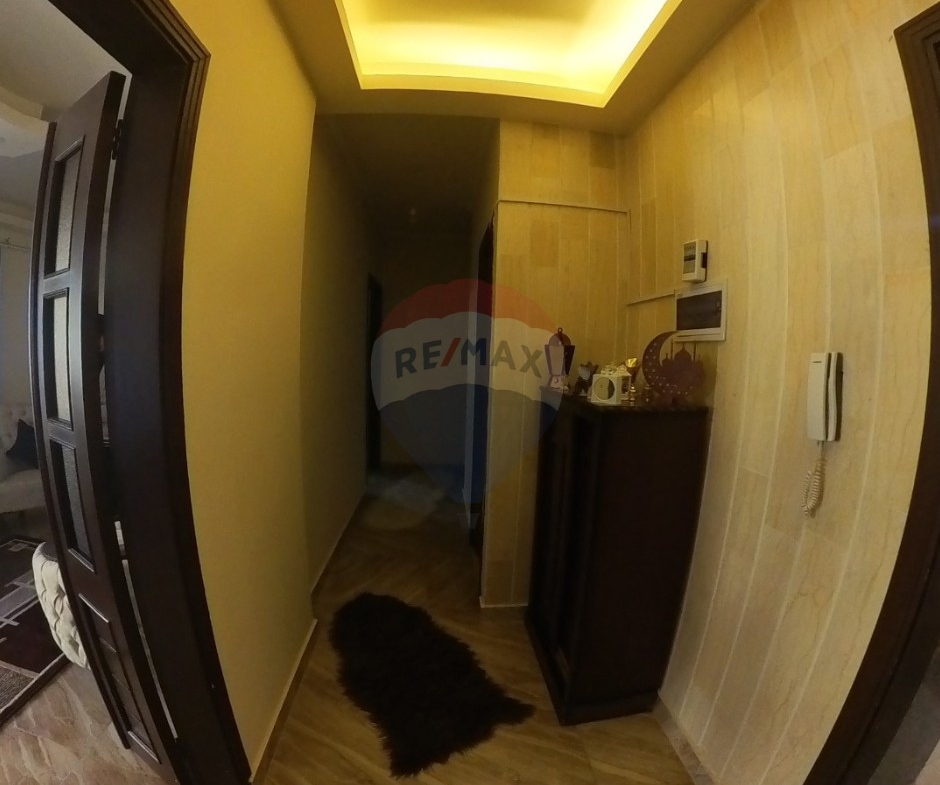 R9-3177 Apartment for Sale in Abu Samra – Sekkeh Bayda شقة للبيع في أبو سمرا سكة بيضا — Photo 4 of 8