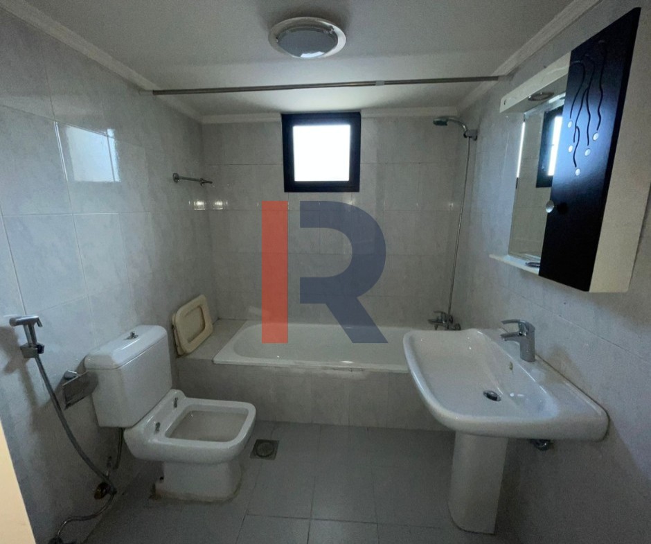 R9-3180 Apartment for Rent in Condor Street – Tripoli شقة للإيجار في شارع الكوندور طرابلس — Photo 4 of 7