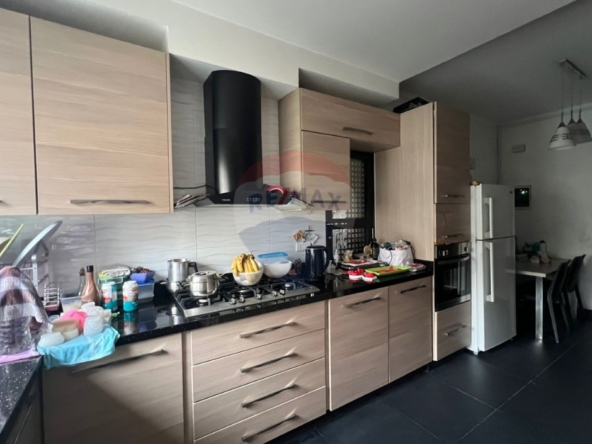 R9-3188 Furnished Apartment for Sale in Dbayeh – Mount Lebanon شقة مفروشة للبيع في ضبيه جبل لبنان — Photo 4 of 8