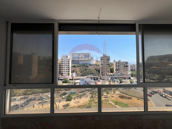 R9-3212 Apartment for Rent in Boulevard Salam – Tripoli شقة للإيجار في بوليفار السلام طرابلس — Photo 4 of 12