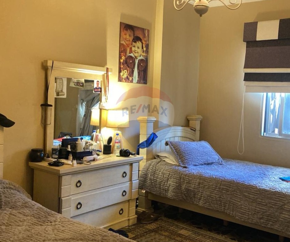 R9-3234 Apartment for Sale in Haram Street Abou Samra Tripoli شقة للبيع في شارع الحرم أبو سمرا طرابلس — Photo 4 of 7
