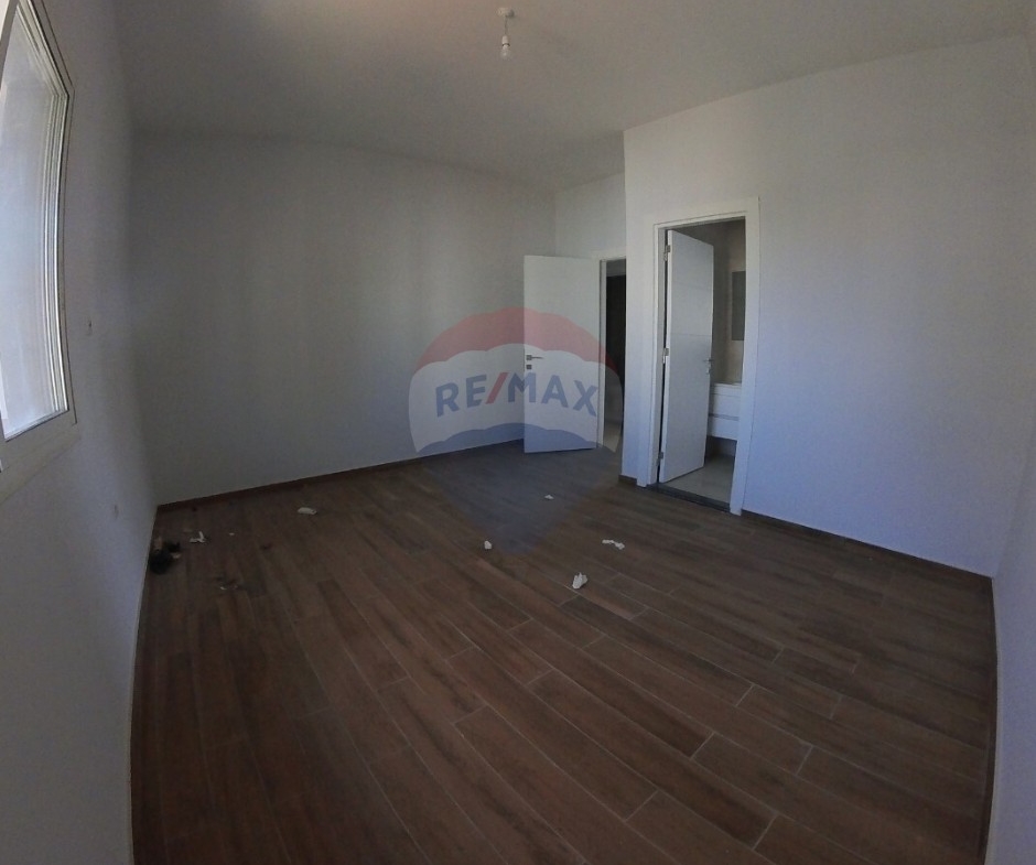 R9-3245 Apartment for Sale in Abou Samra Outour Tripoli – 190 m² شقة للبيع في أبو سمرا أوتوستراد طرابلس – 190 متر مربع — Photo 4 of 12