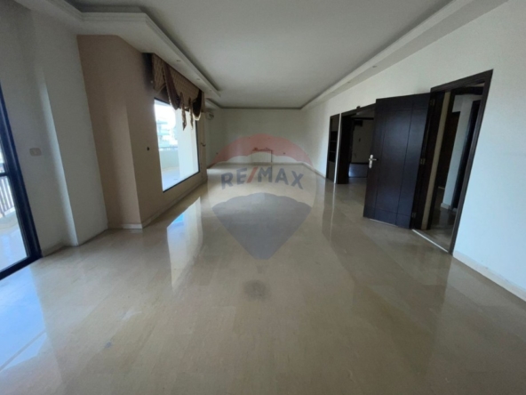R9-3180 Apartment for Rent in Condor Street – Tripoli شقة للإيجار في شارع الكوندور طرابلس — Photo 5 of 7