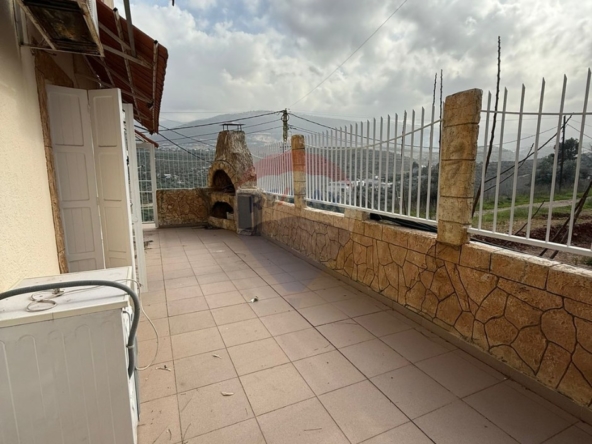 R9-3141 Apartment for Sale in Kfarhata Main Road – Zgharta شقة للبيع في كفرحاتا زغرتا — Photo 5 of 14