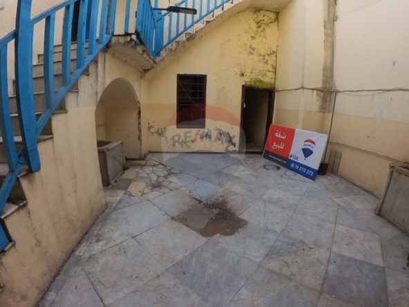 R9-3197 Old House for Sale in Tripoli Old City – Near Tripoli’s Castle بيت قديم للبيع في طرابلس القديمة بجوار القلعة — Photo 5 of 8