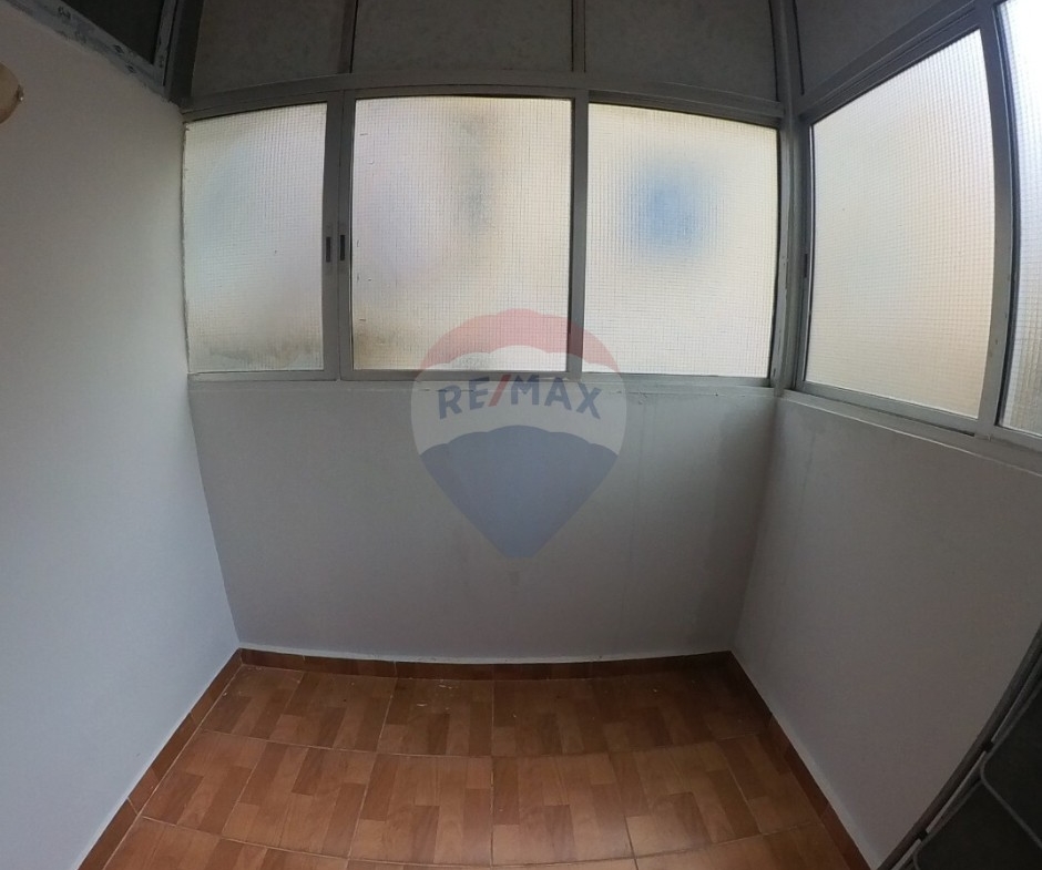 R9-3200 Apartment for Sale in Abou Samra – Shiraa Street شقة للبيع في أبو سمرا شارع الشراع — Photo 4 of 13
