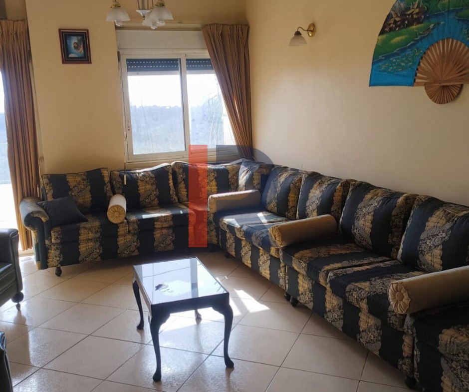 R9-3217 مبنى كامل للبيع في علما – زغرتا  (2444 م²، 3 طوابق، 5 شقق، 8 محلات) — الصورة 4 من 10