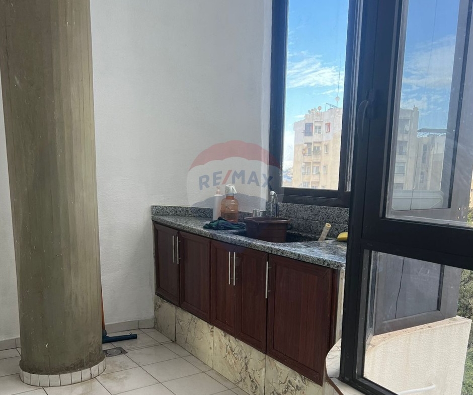 R9-3240 Office for Rent in Sahat Nour Tripoli – 80 m² SEO Title: مكتب للإيجار في ساحة النور طرابلس – 80 متر مربع — Photo 5 of 7
