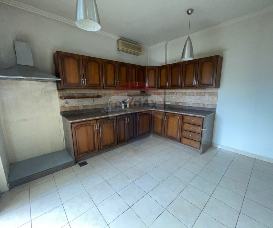 R9-3180 Apartment for Rent in Condor Street – Tripoli شقة للإيجار في شارع الكوندور طرابلس — Photo 6 of 7