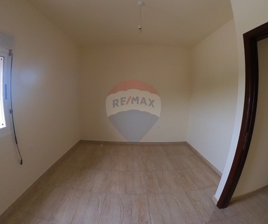 R9-3140 Apartment for Sale in Btouratij – Koura شقة للبيع في بتوراتيج الكورة — Photo 6 of 9