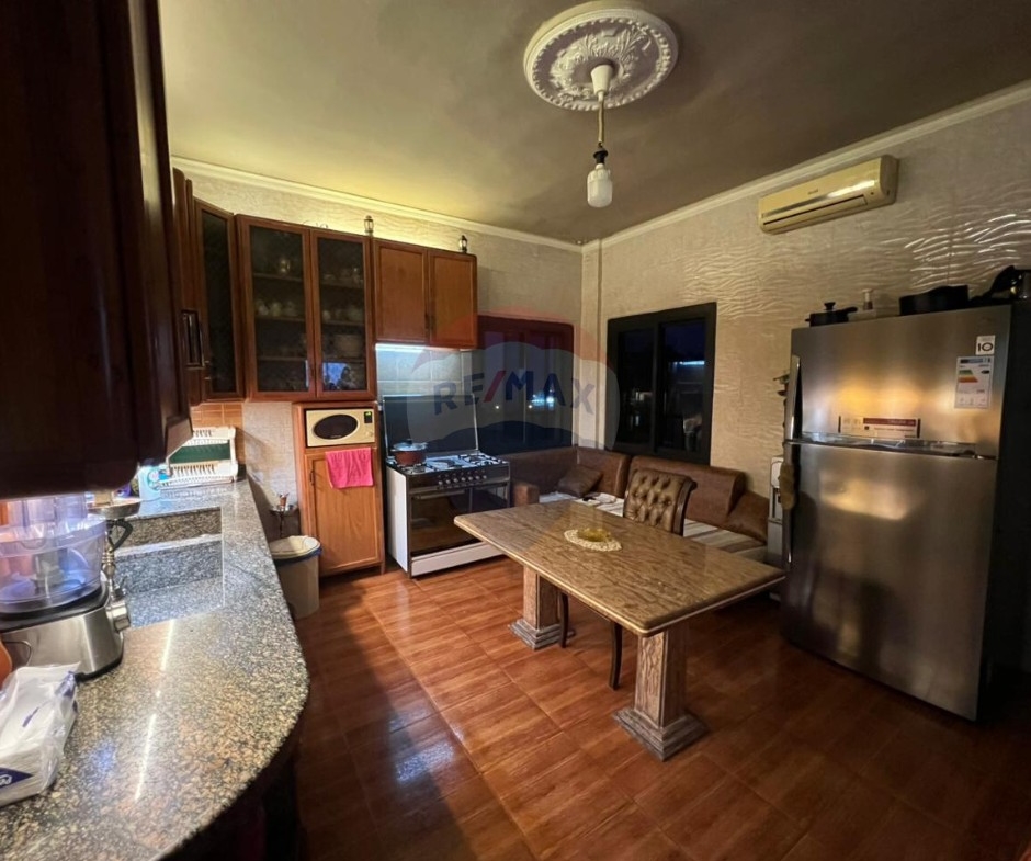R9-3213 Apartment for Sale in Miten Street – Tripoli شقة للبيع في شارع المتين طرابلس — Photo 6 of 8