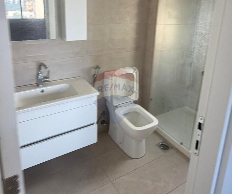 R9-3215 Apartment for Sale in Abou Samra – Outour Tripoli شقة للبيع في أبو سمرا العطور — Photo 6 of 9