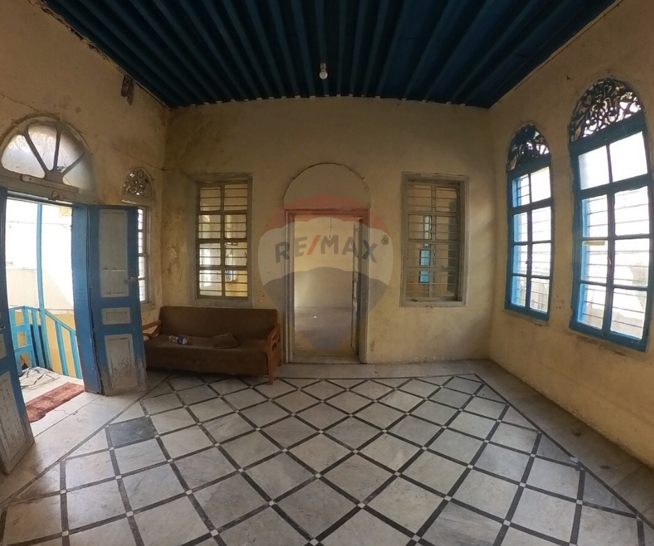 R9-3197 Old House for Sale in Tripoli Old City – Near Tripoli’s Castle بيت قديم للبيع في طرابلس القديمة بجوار القلعة — Photo 7 of 8