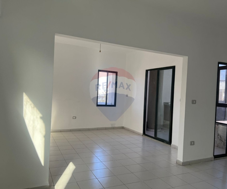 R9-3240 Office for Rent in Sahat Nour Tripoli – 80 m² SEO Title: مكتب للإيجار في ساحة النور طرابلس – 80 متر مربع — Photo 7 of 7