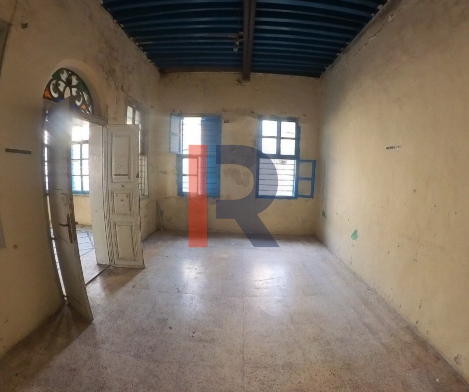 R9-3197 Old House for Sale in Tripoli Old City – Near Tripoli’s Castle بيت قديم للبيع في طرابلس القديمة بجوار القلعة — Photo 8 of 8