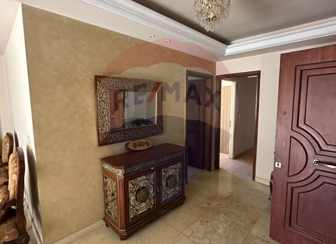 R9-3149 Furnished Apartment for Rent in Dam Wel Farez – Tripoli شقة مفروشة للإيجار في ضمّ وفرز طرابلس — Photo 7 of 11