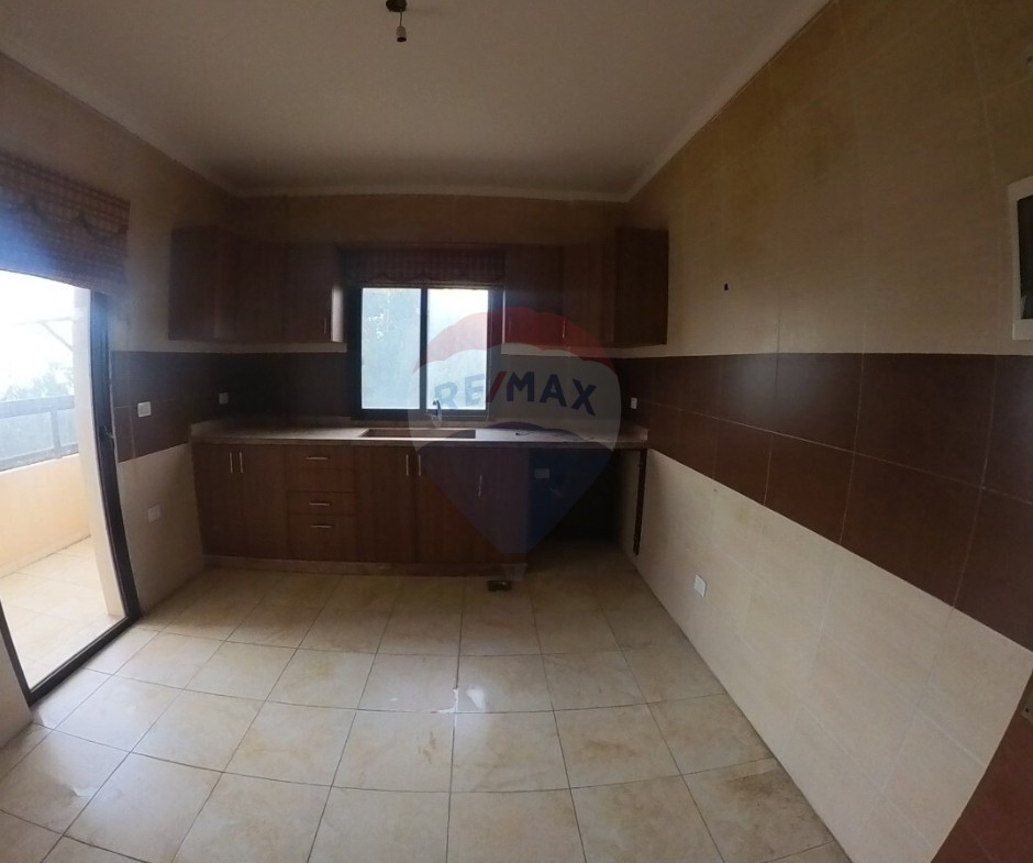 R9-3193 Apartment for Sale in Nakhleh – Koura شقة للبيع في نخلة الكورة (160 m², 1st Floor) — Photo 9 of 10