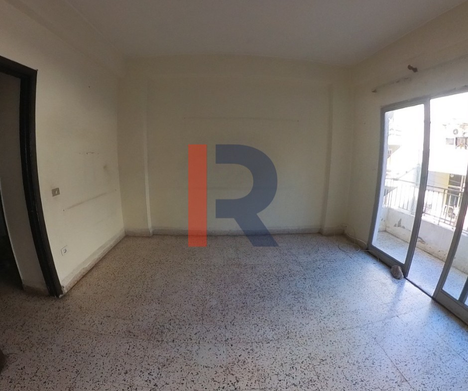 R9-3152 شقة للبيع في المئتين طرابلس — الصورة 9 من 10