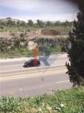 R9-3241 أرض للبيع في أنفه شمال لبنان – واجهة على الأوتوستراد — الصورة 2 من 2