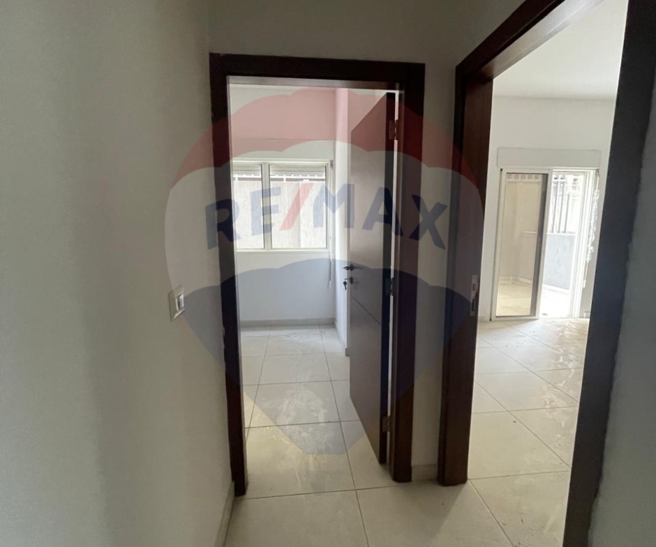 R9-3238 Office for Rent in Bahsas Tripoli – 100 m²مكتب للإيجار في البحصاص طرابلس – 100 متر مربع — Photo 5 of 7