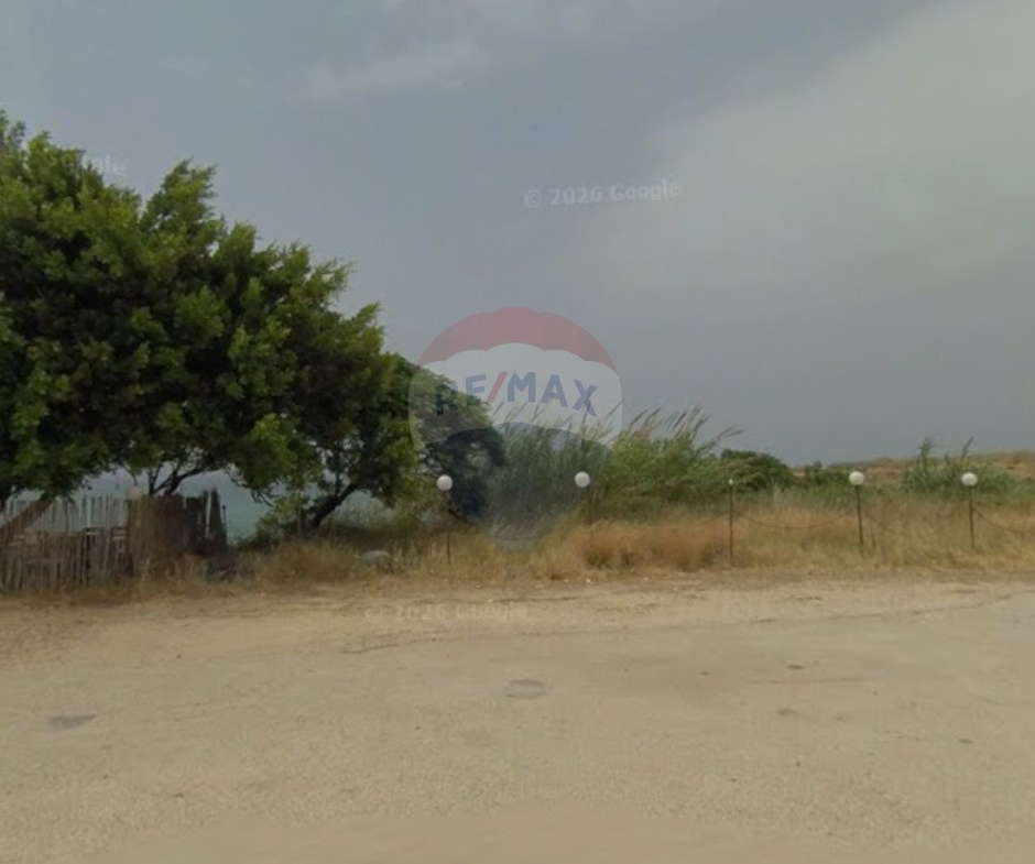 R9-3273 Land for Sale in Minieh Danniyeh – 2,500 m²,4 Buildings Potential أرض للبيع في المنية الضنية – 2,500 متر مربع،إمكانية بناء 4 مبانٍ — Photo 1 of 2