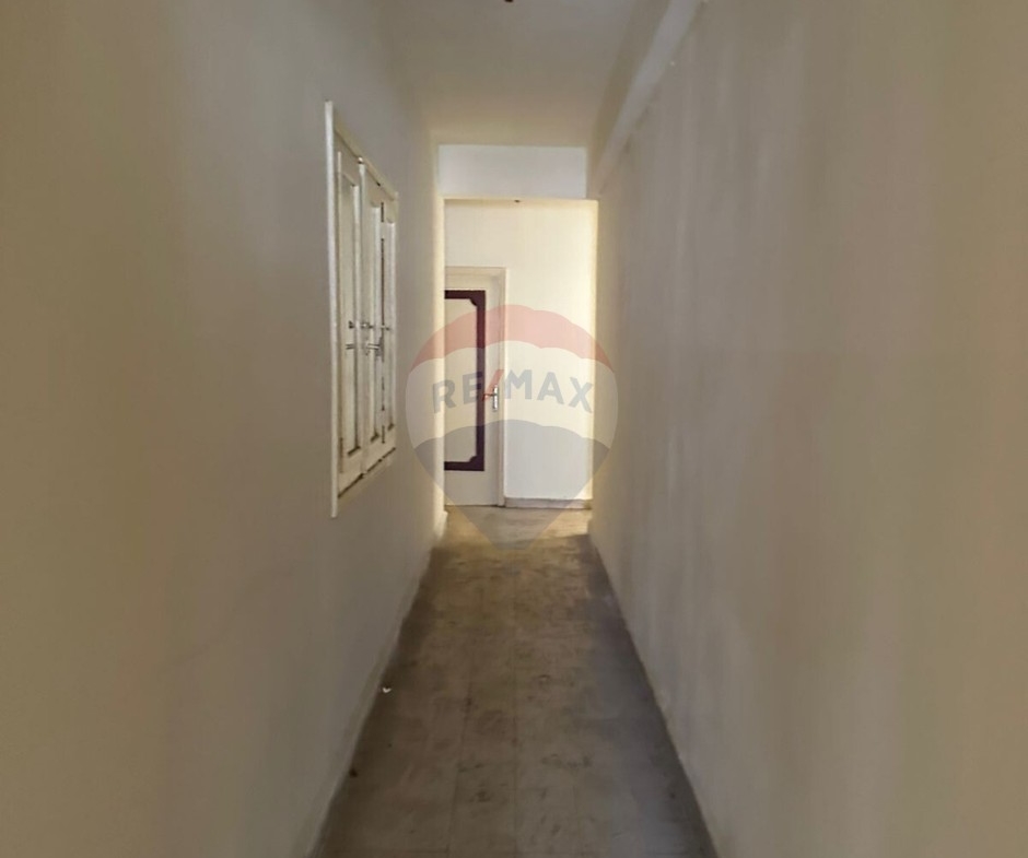 R9-3281 Apartment for Sale in Azmi Tripoli – 207 m² شقة للبيع في عزمي طرابلس – 207 متر مربع — Photo 12 of 12