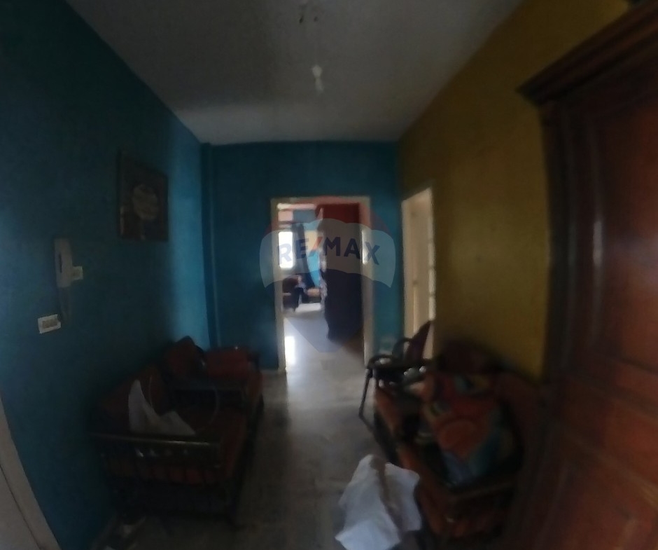 R9-3259 Apartment for Rent in Miten Street Tripoli – 140 m² شقة للإيجار في شارع الميتين طرابلس – 140 متر مربع — Photo 2 of 6