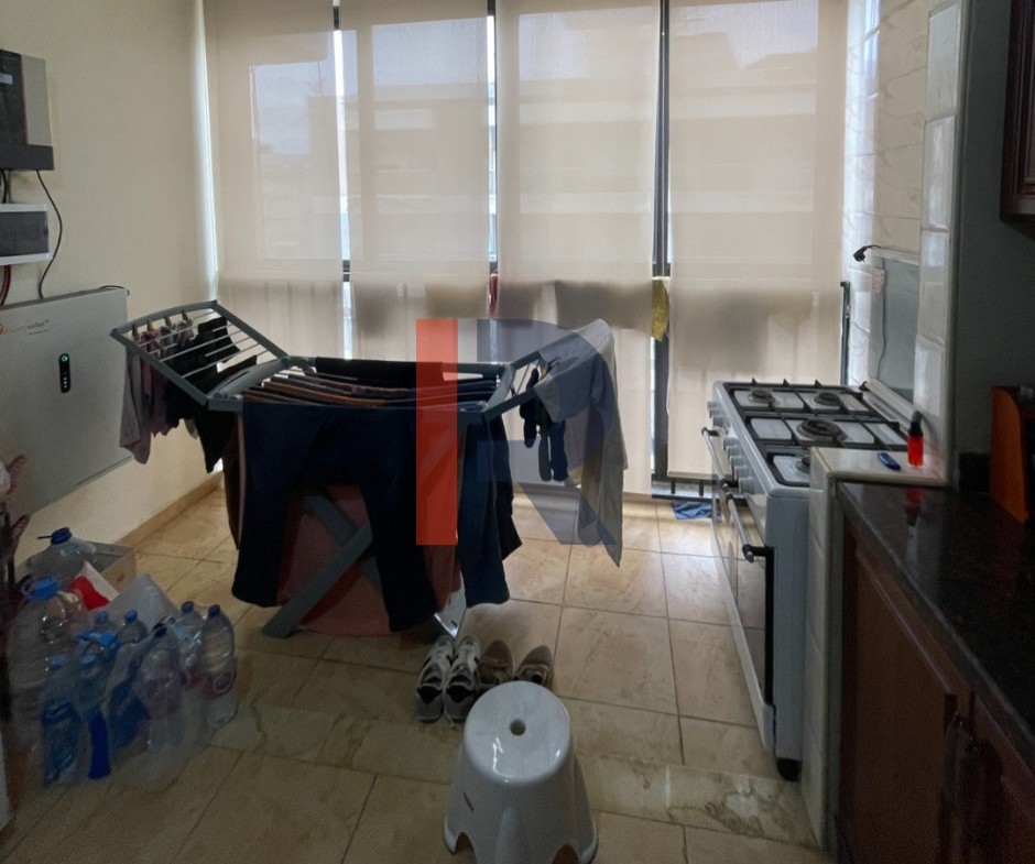 R9-3291 شقة للبيع في أبو سمرا طرابلس – 120 متر مربع — الصورة 2 من 10