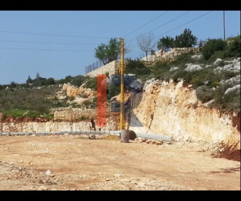 R9-3250 Land for Sale in Btouratij Koura – 1,135 m²,Villa Permit — Photo 3 of 3
