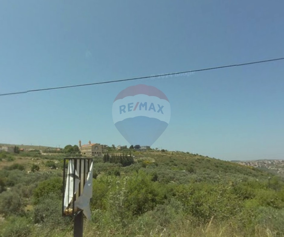 R9-3279 Land for Sale in Majdal Koura – 1,373 m², Zoning 25/50 أرض للبيع في مجدل الكورة – 1,373 متر مربع — Photo 3 of 3