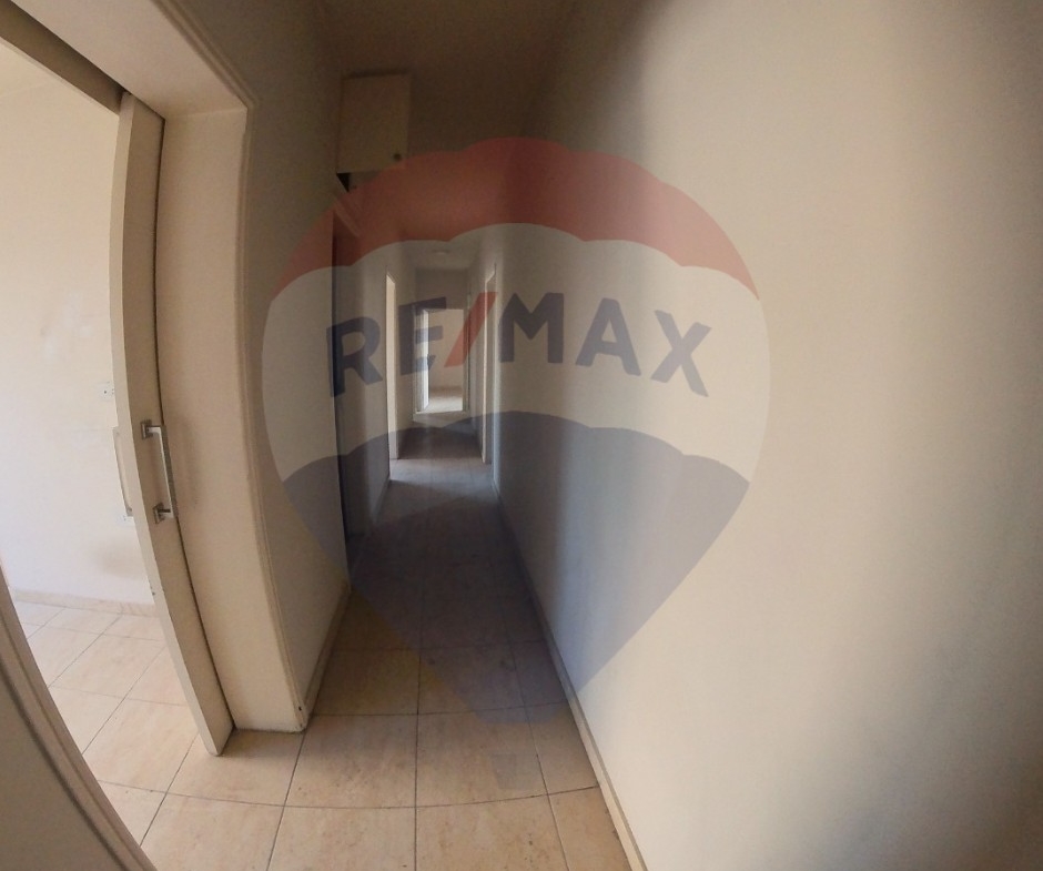 R9-3290 Apartment for Sale in Dam Wel Farez Tripoli – 200 m² شقة للبيع في الضم والفرز طرابلس – 200 متر مربع — Photo 4 of 10