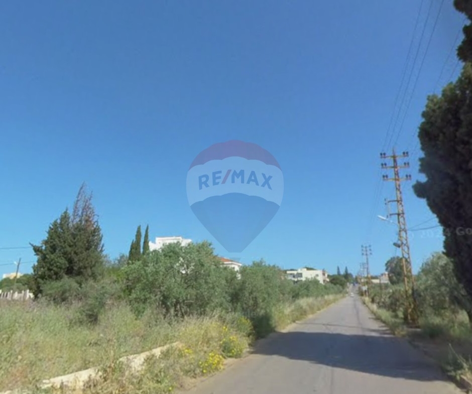 R9-3251 Land for Sale in Bechmezzine Koura – Residential Zoning 30/60 أرض للبيع في بشمزين الكورة – سكني 30/60 — Photo 3 of 3