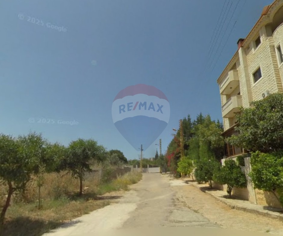 R9-3256 Land for Sale in Nakhleh Koura – Residential Zoning 20/40 أرض للبيع في النخلة الكورة – سكني 20/40 — Photo 3 of 3