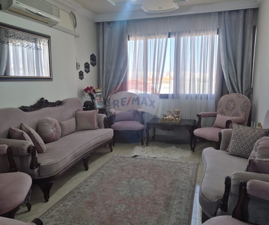 R9-3266 Apartment for Sale in Abou Samra Tripoli – 135 m² شقة للبيع في أبو سمرا طرابلس – 135 متر مربع — Photo 5 of 13