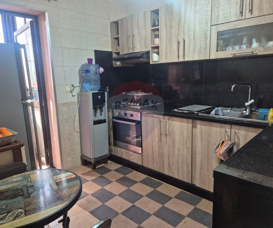 R9-3266 Apartment for Sale in Abou Samra Tripoli – 135 m² شقة للبيع في أبو سمرا طرابلس – 135 متر مربع — Photo 6 of 13