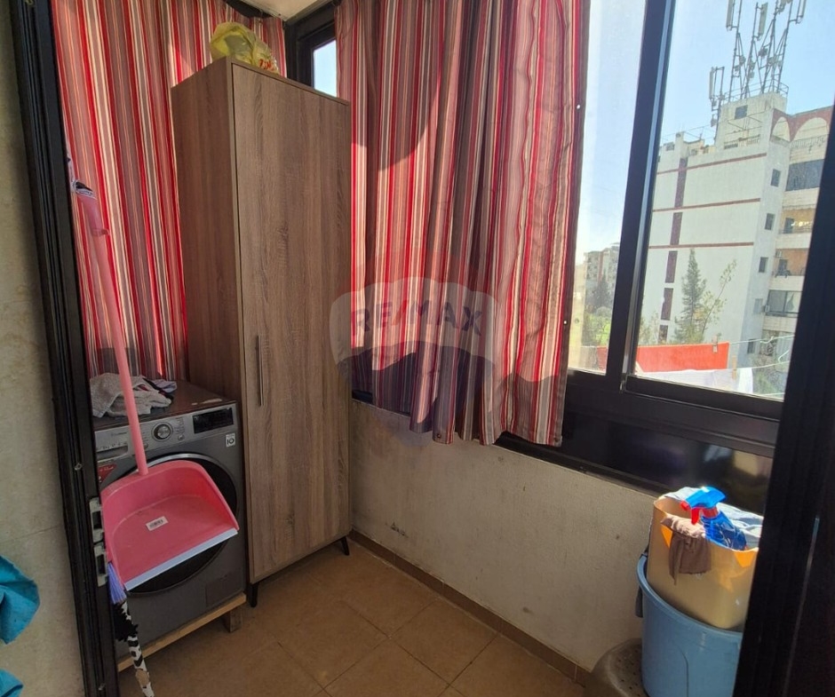 R9-3266 Apartment for Sale in Abou Samra Tripoli – 135 m² شقة للبيع في أبو سمرا طرابلس – 135 متر مربع — Photo 9 of 13