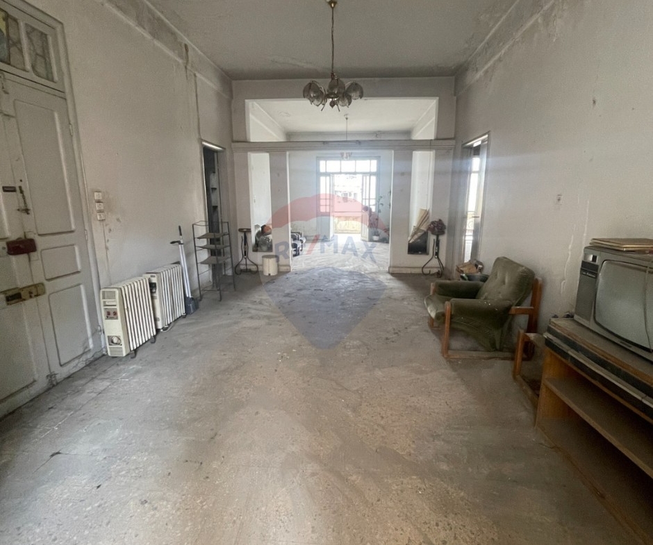 R9-3358 Apartment for Sale in Metran Street Tripoli شقة للبيع في شارع مطران طرابلس — Photo 10 of 10