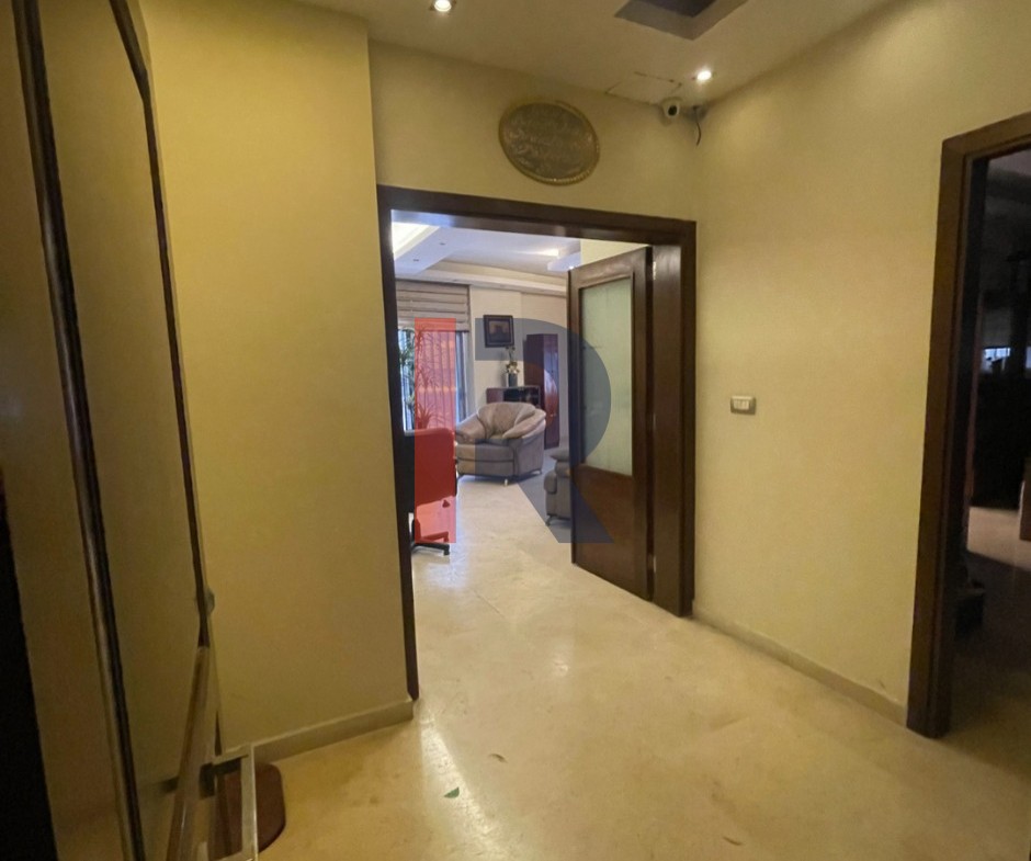 R9-3367 شقة مكاتب للبيع في الضم والفرز شارع 24 طرابلس – 220 متر مربع — الصورة 10 من 11