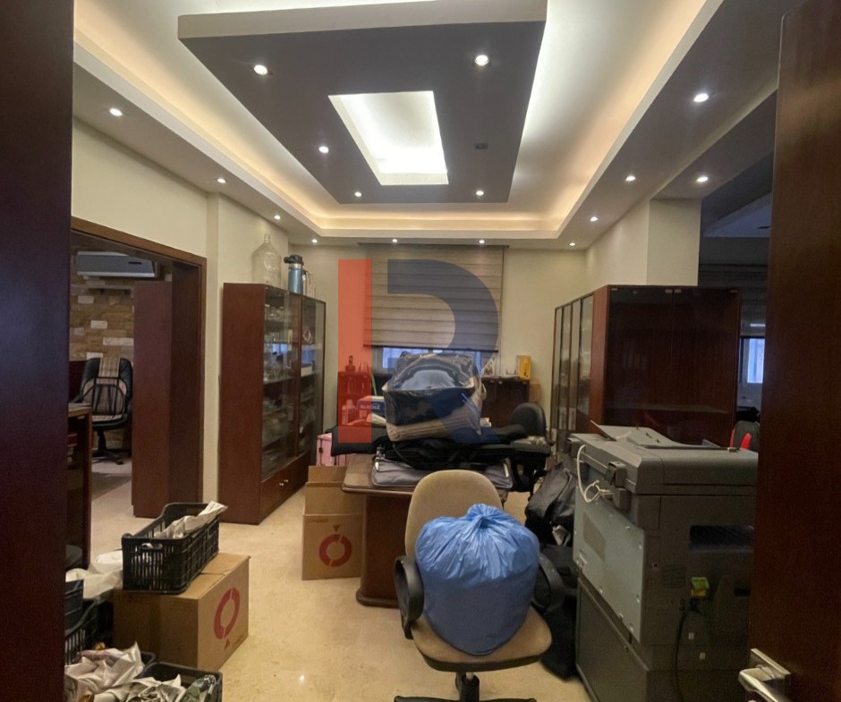 R9-3367 شقة مكاتب للبيع في الضم والفرز شارع 24 طرابلس – 220 متر مربع — الصورة 11 من 11