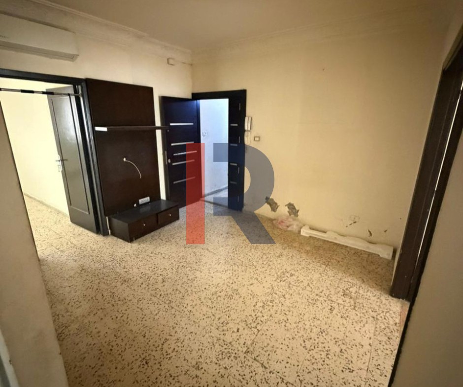 R9-3368 شقة للبيع في الكورنيش الميناء طرابلس – 125 متر مربع — الصورة 12 من 13
